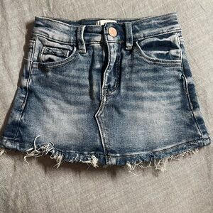 BKE Little Girls Size 5 Denim Skort
